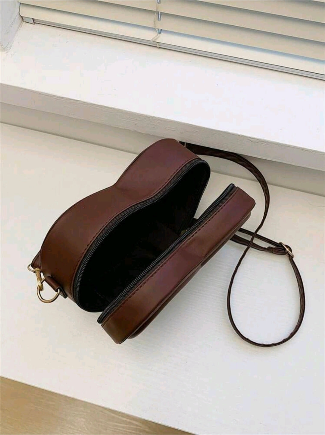 Brown heart handbag